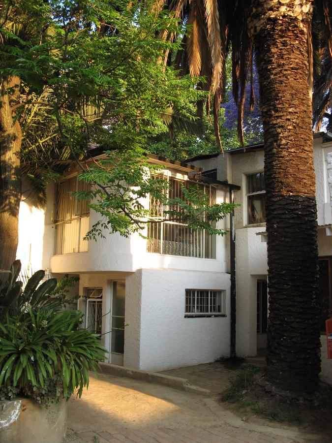 Rosebank Hostel Γιοχάνεσμπουργκ Εξωτερικό φωτογραφία